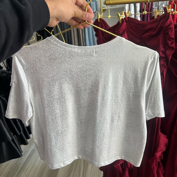 Silver top - Picture 2 of 2